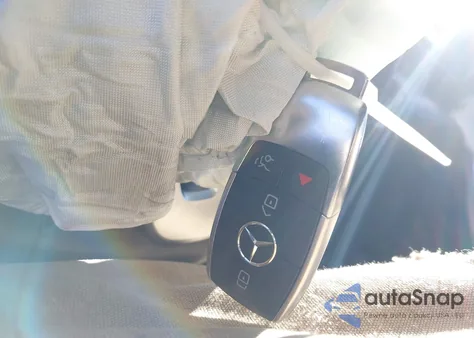 2019 Mercedes-Benz A 220 4Matic z USA, uszkodzony, nr VIN WDD3G4FB9KW024487